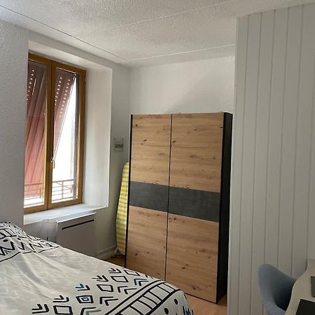 Bourbonne Les Bains, Appartement T2 Pour 2 Eksteriør billede