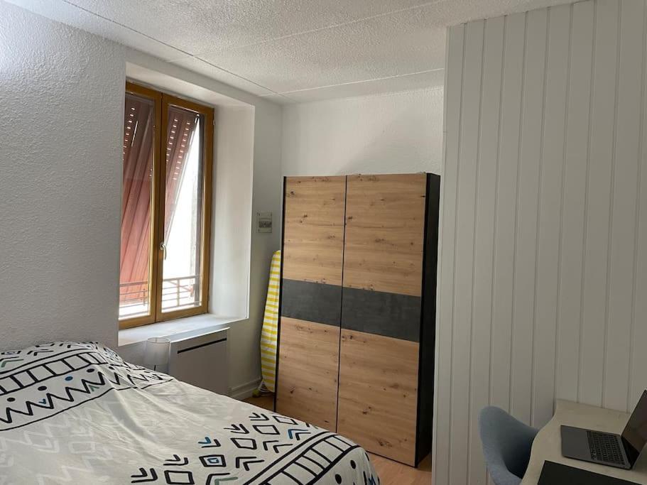 Bourbonne Les Bains, Appartement T2 Pour 2 Eksteriør billede