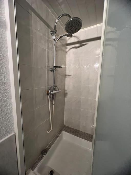 Bourbonne Les Bains, Appartement T2 Pour 2 Eksteriør billede